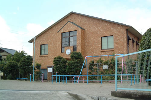 西京図書館外観