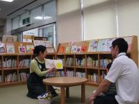 赤ちゃん絵本の会の様子1