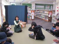 赤ちゃん絵本の会の様子２