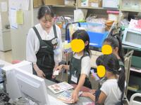 お仕事体験の様子