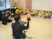 読み聞かせの様子