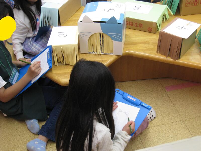 絵に描いている様子