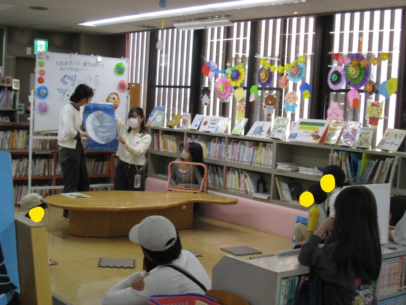 「ぐりとぐら」さんのおたのしみ会の様子