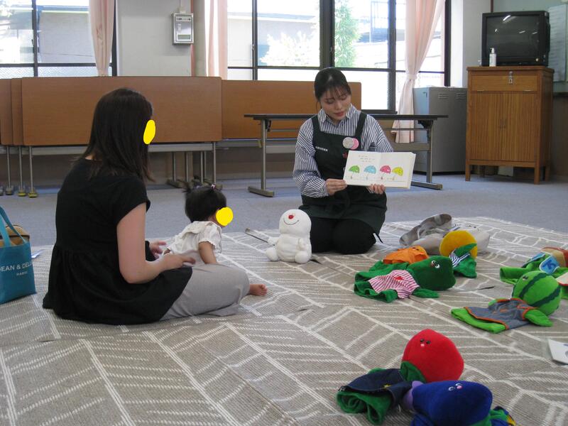 読み聞かせの様子