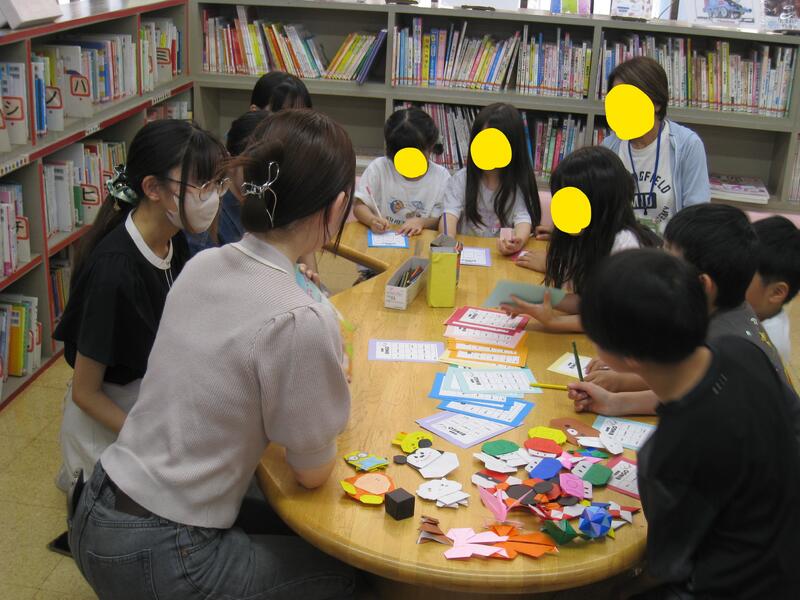 おたのしみ会の様子