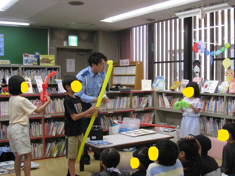 バルーンアートの様子