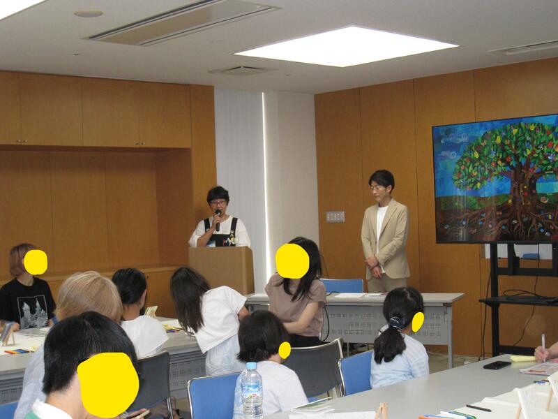 手づくり絵本ワークショップの様子