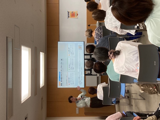 輝くあなたが主役！本と仲間とフレイル予防の様子