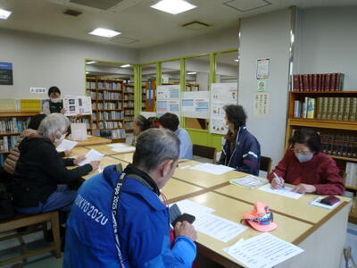 「第2回やってみよう！ペン字」の様子