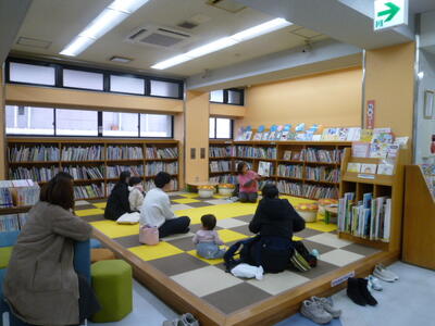 「ほっこり昔話」の様子