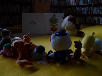 ぬいぐるみおとまり会昨年の様子2
